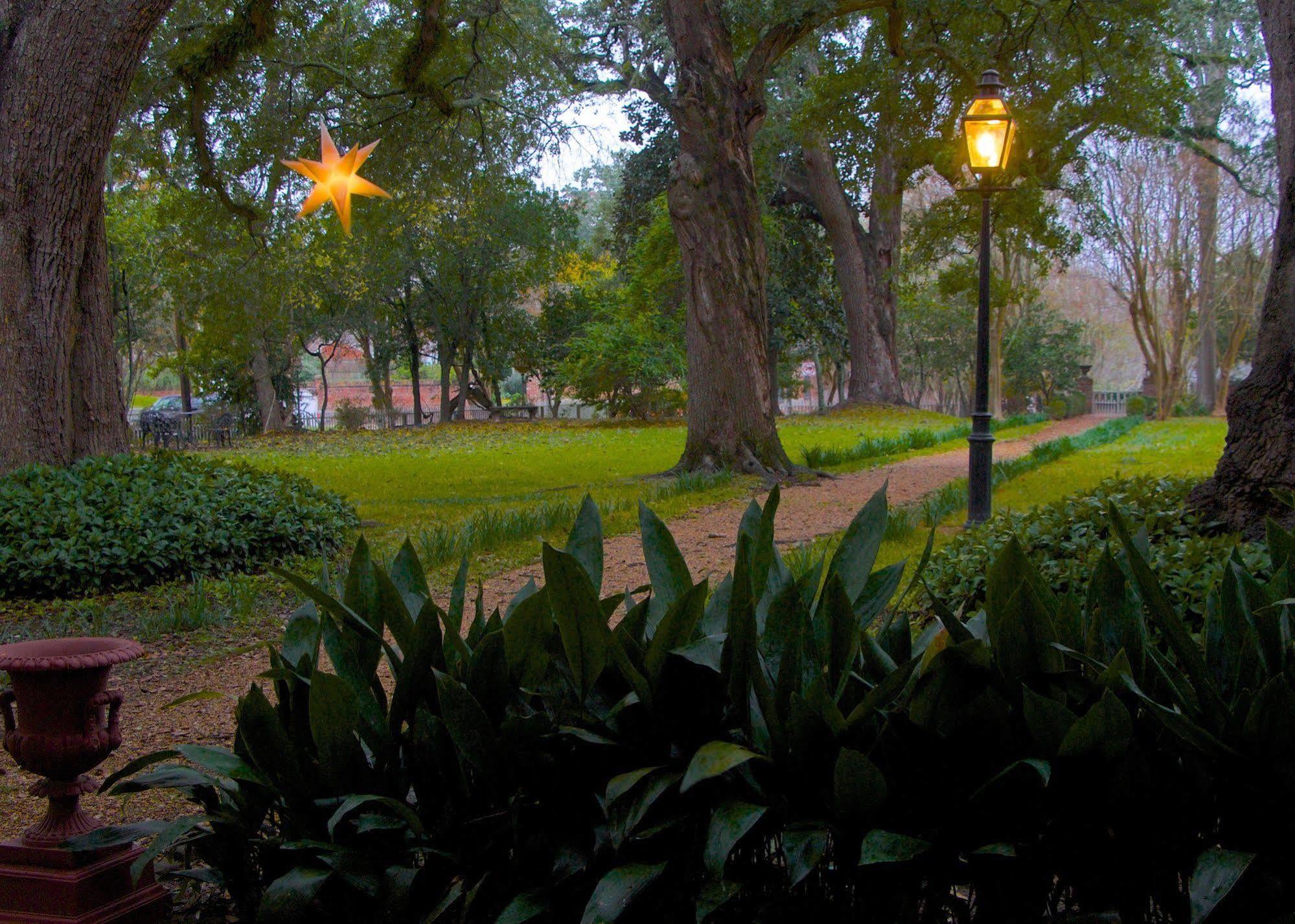 The Elms Bed And Breakfast Natchez Exterior foto